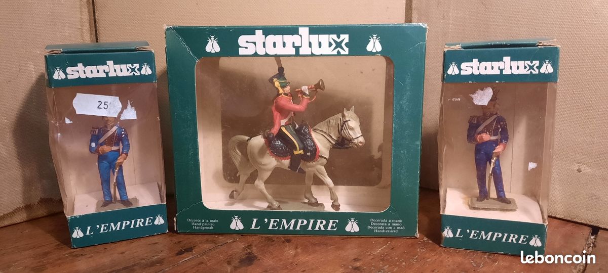 Figurine Starlux 1/43 Ouvrier Portant Une Caisse - Échelle 40mm