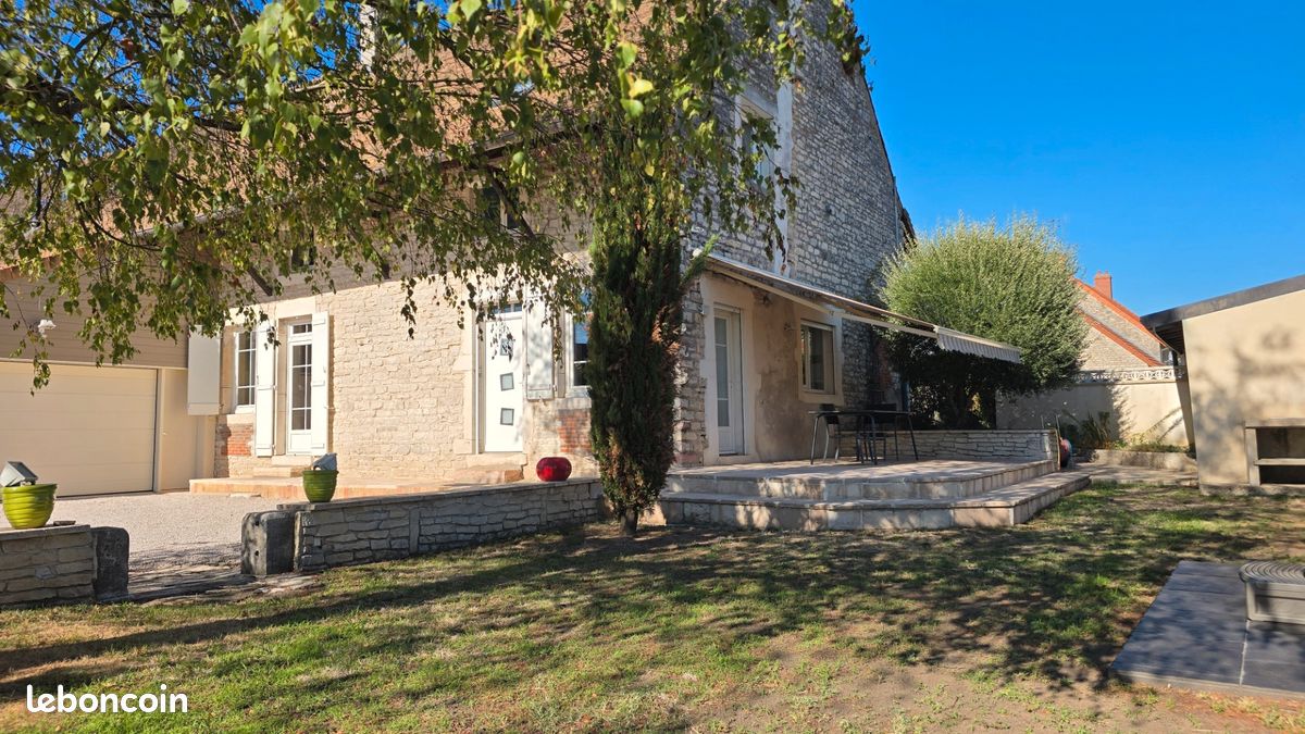 Maison 5 pièces 164 m² · à Chalon-sur-Saône · 164 m² · 325 000 €