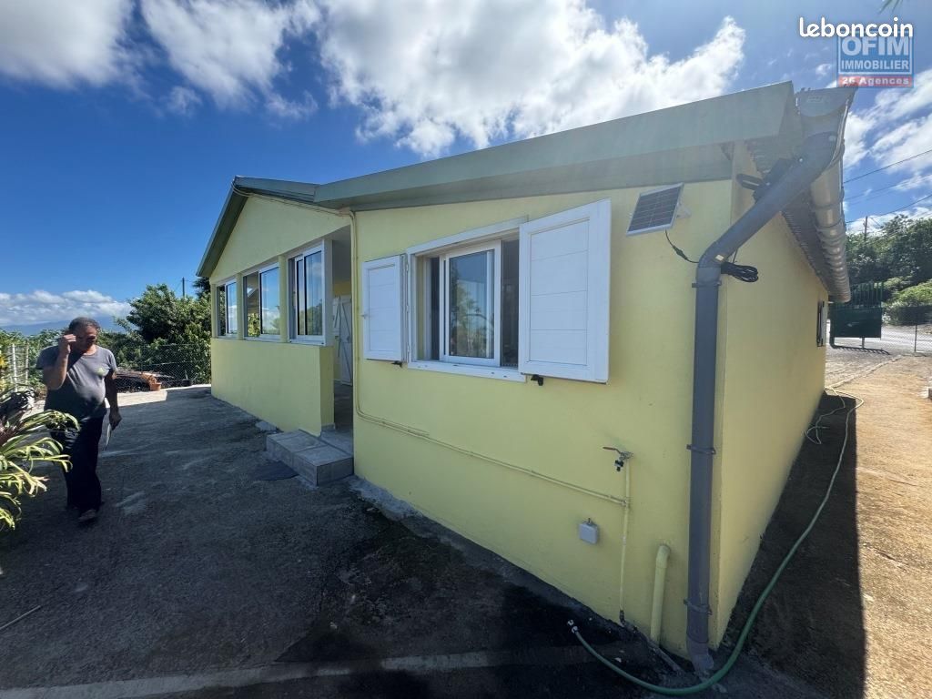 Maison 5 pièces 97 m² · à Le Tampon · 97 m² · 1 100 €