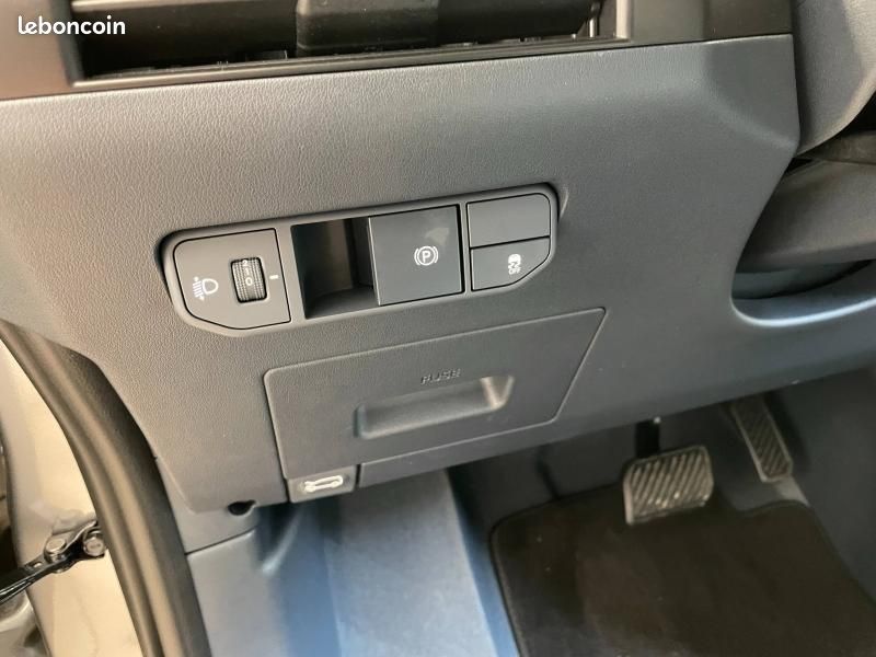 Kia PV5 Passenger 163ch 71,2kWh Plus (image 9)