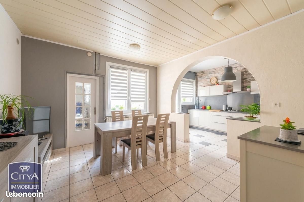 Maison 5 pièces 130 m² · à Aniche · 130 m² · 131 000 €