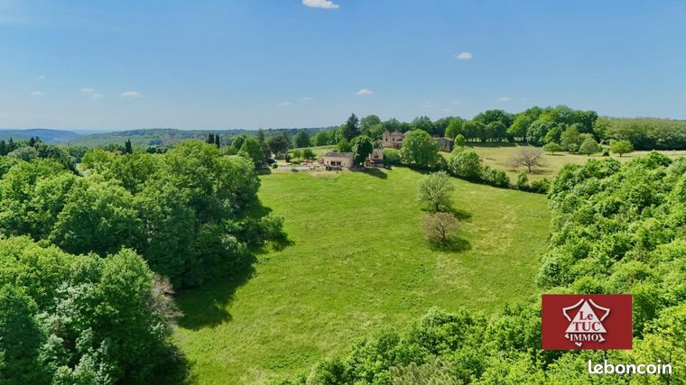 Propriété 8 pièces 255 m²