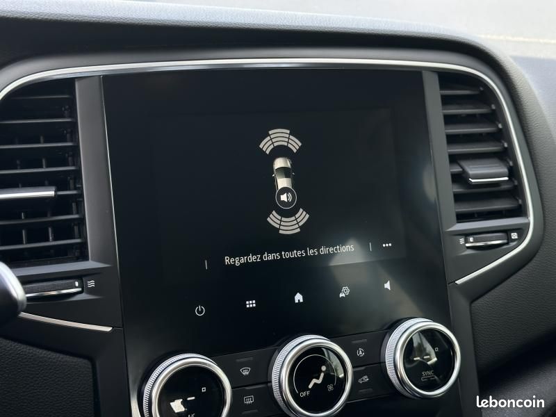 Renault Megane 1.5 Blue dCi 115ch Evolution EDC (image 30)
