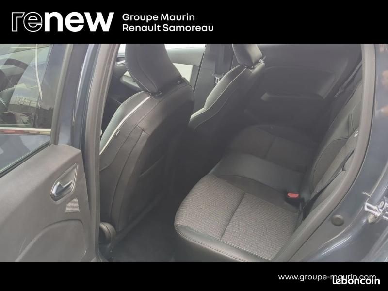 Renault Clio 1.6 E-Tech 145ch full hybrid Techno (image 11)