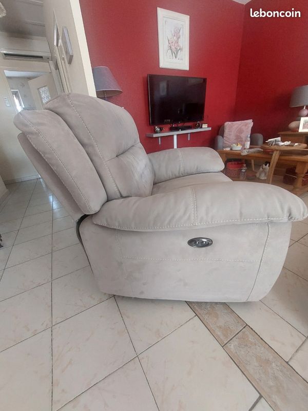 Cause déménagement vends fauteuil relax électrique (image 3)