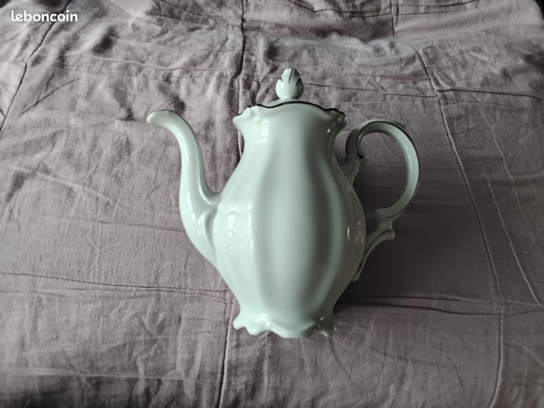 Service à Café En Porcelaine Kronester Bavaria – Blanc Et Or – Cafetière, Pot à Lait, Sucrier