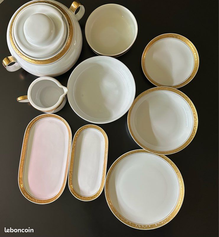Service porcelaine fine Chodzież doré – 50 pièces – vaisselle vintage collection (image 1)