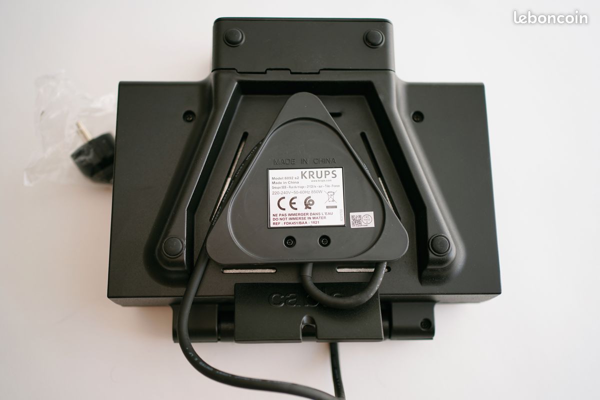 Krups FDK 451 – Appareil à croque-monsieur – 850W – Noir - Électroménager
