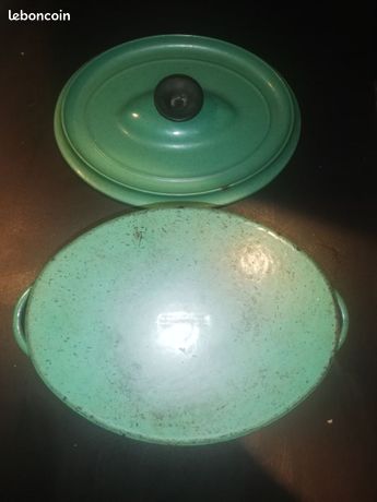 LE CREUSET cocotte RAYMOND LOEWY modèle 55 fonte jaune 37 x 24 cm