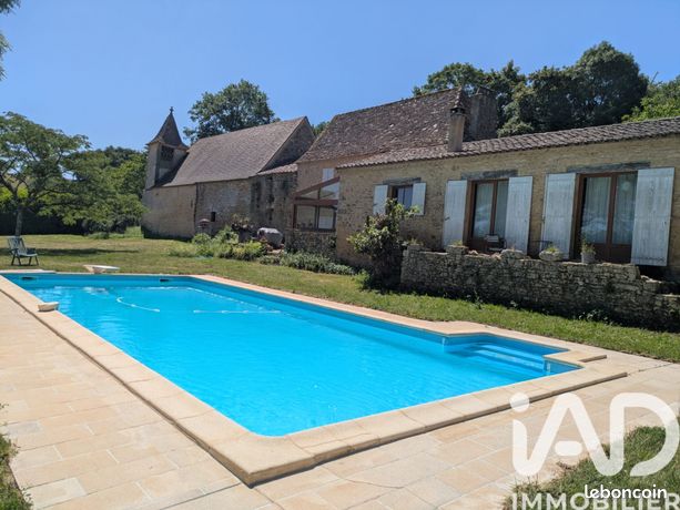 Propriété 5 pièces 138 m²