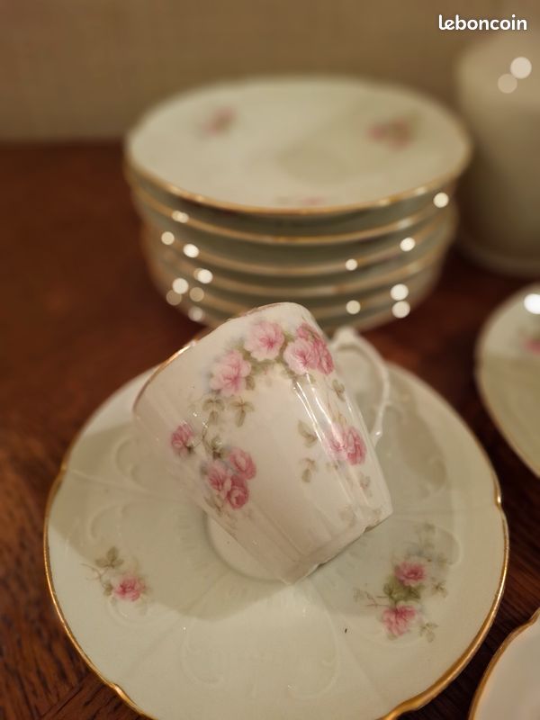 Théière Solitaire Léonardo Collection – Porcelaine, Motif Roses Et Dorure, Art Déco