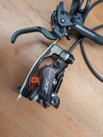 Étrier de Frein Avant Hydraulique SHIMANO GRX RX400