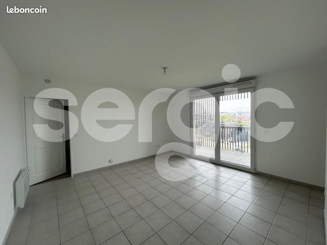 Appartement 3 pièces 65 m² · à Amiens · 65 m² · 802 €/mois