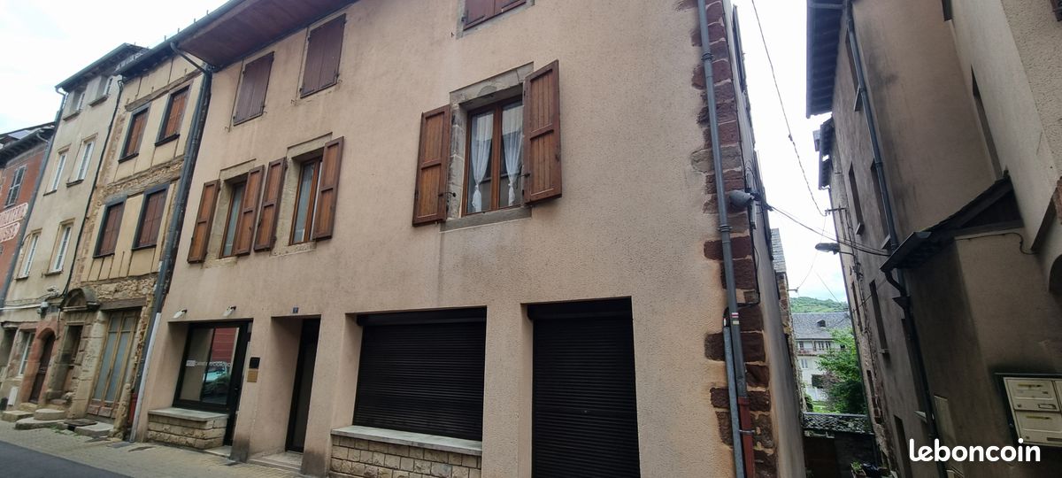Appartement 2 pièces 57 m² · à Espalion · 57 m² · 70 000 €