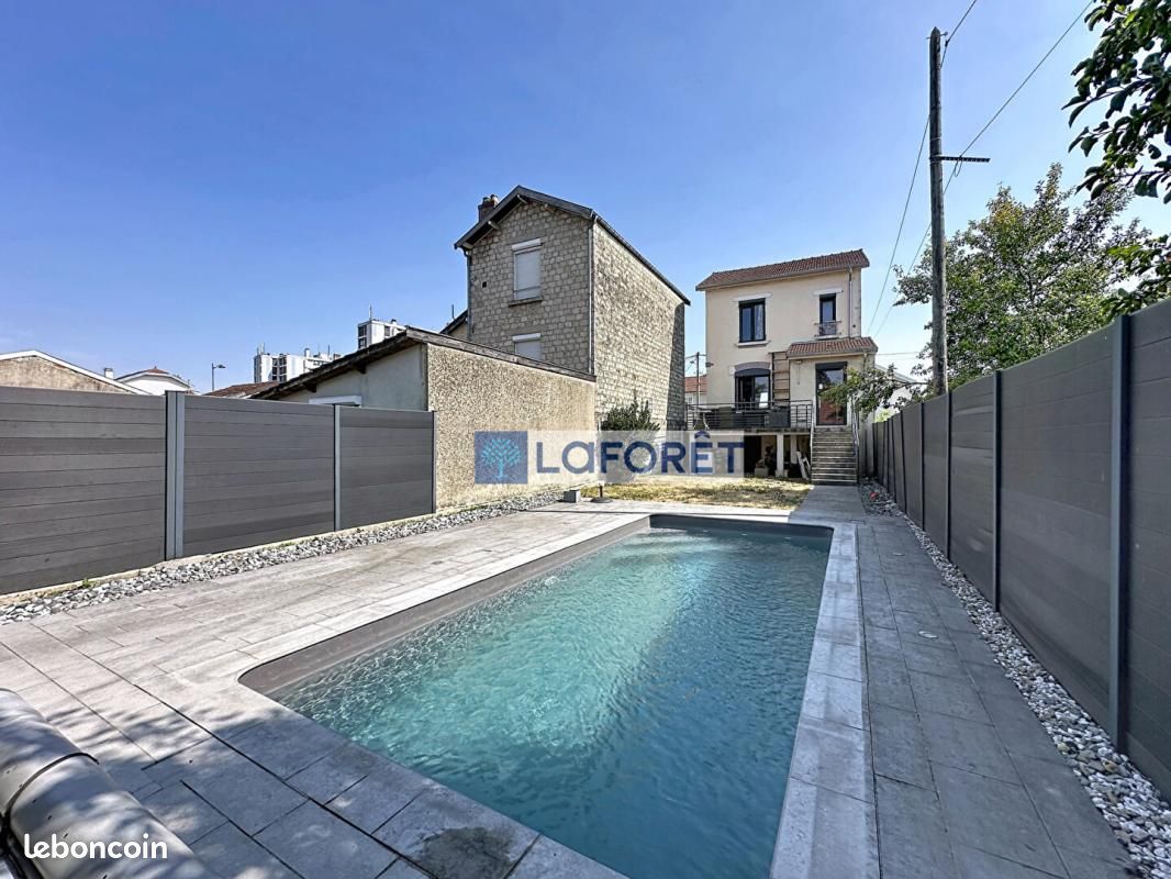 Maison 4 pièces 77 m² · à Saint-Dizier · 77 m² · 150 000 €