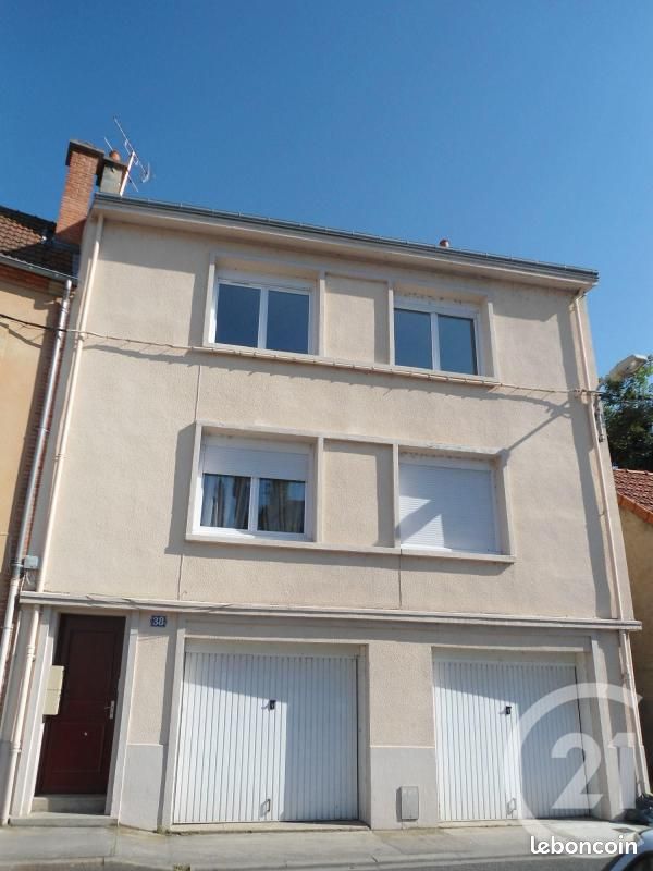 Immeuble 156 m² · à Moulins · 156 m² · 140 400 €