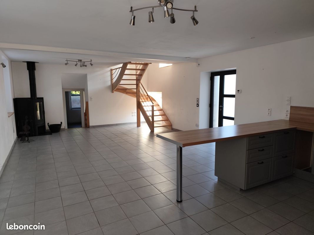 Maison 5 pièces 110 m² · à Saint-Grégoire · 110 m² · 930 €/mois