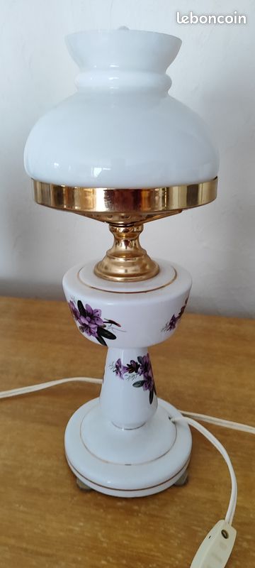 Lampe italienne en céramique avec abat-jour en opaline (image 1)