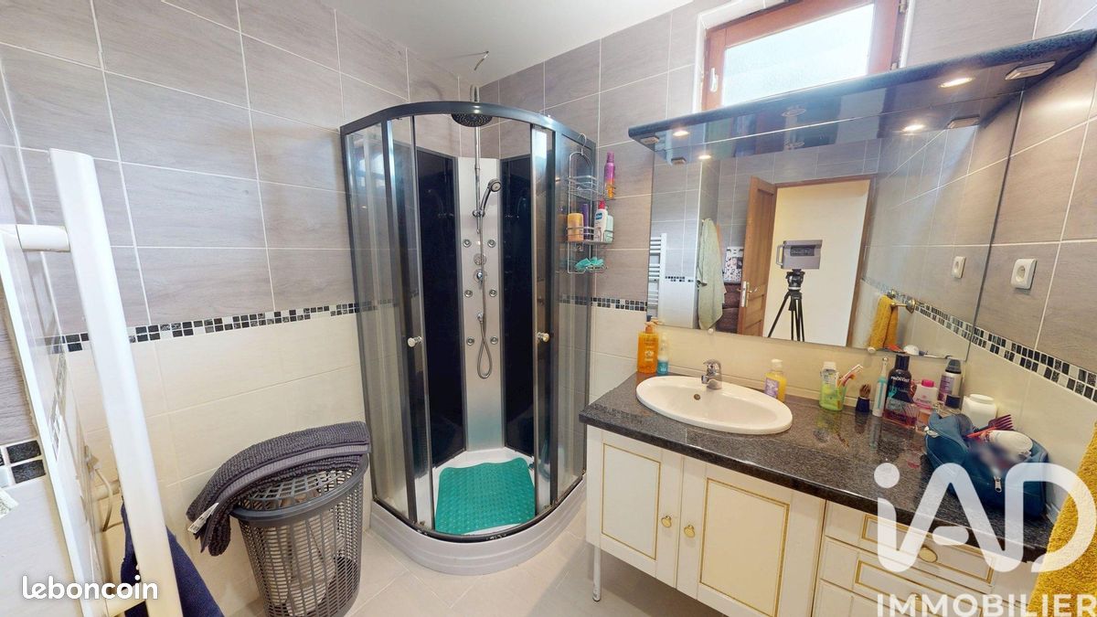 Maison familiale 10 pièces 200 m² (image 16)