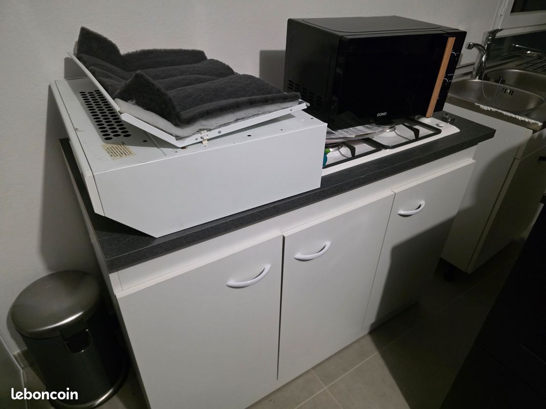 Vends meuble de cuisine plaque et electro (image 1)