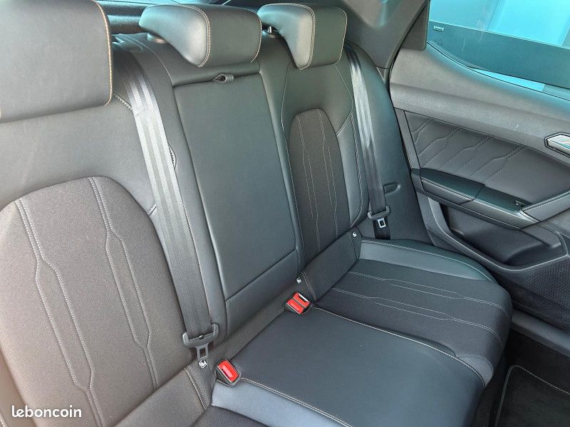 Cupra LEON 1.5 ETSI 150CH V DSG7 (image 12)