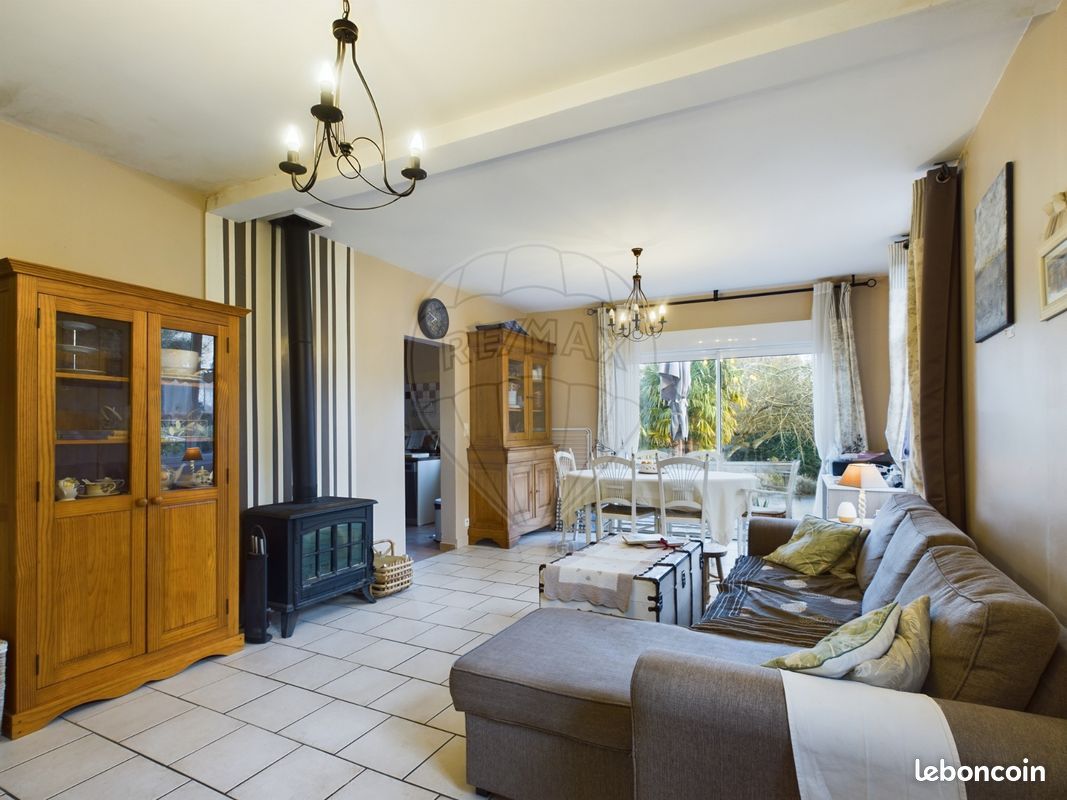 Maison 5 pièces 103 m² - Rochefort 17300 (image principale 4)