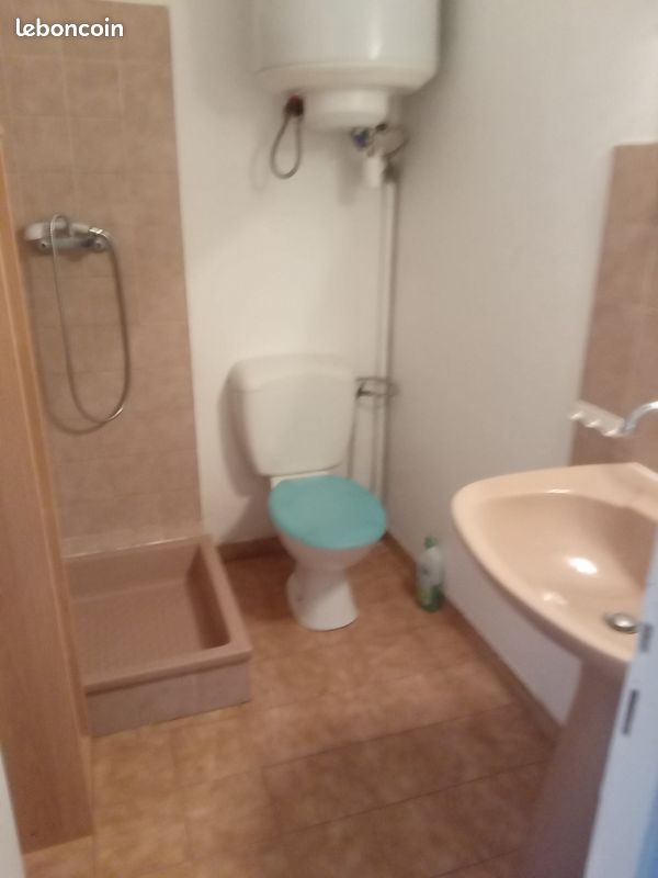 Appartement 1 pièce 25 m² · à Fontaine · 25 m² · 415 €
