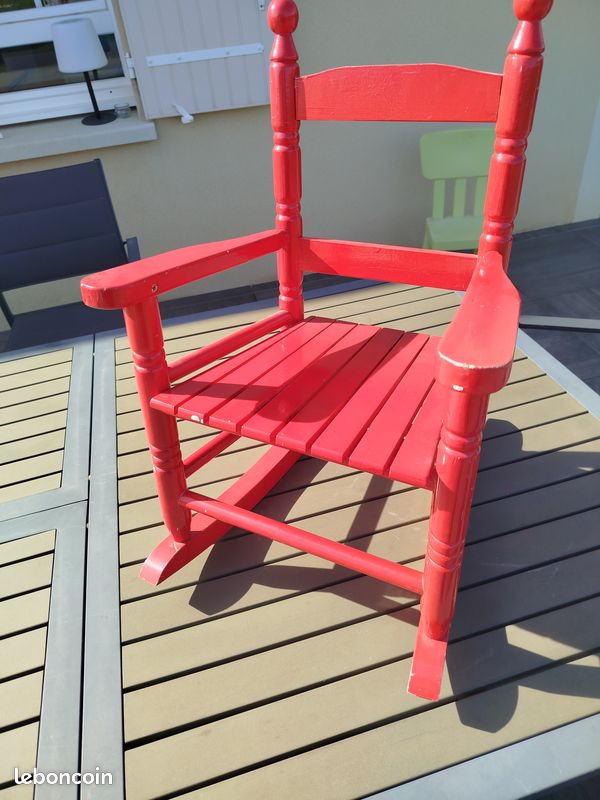 Fauteuil à bascule (image 1)