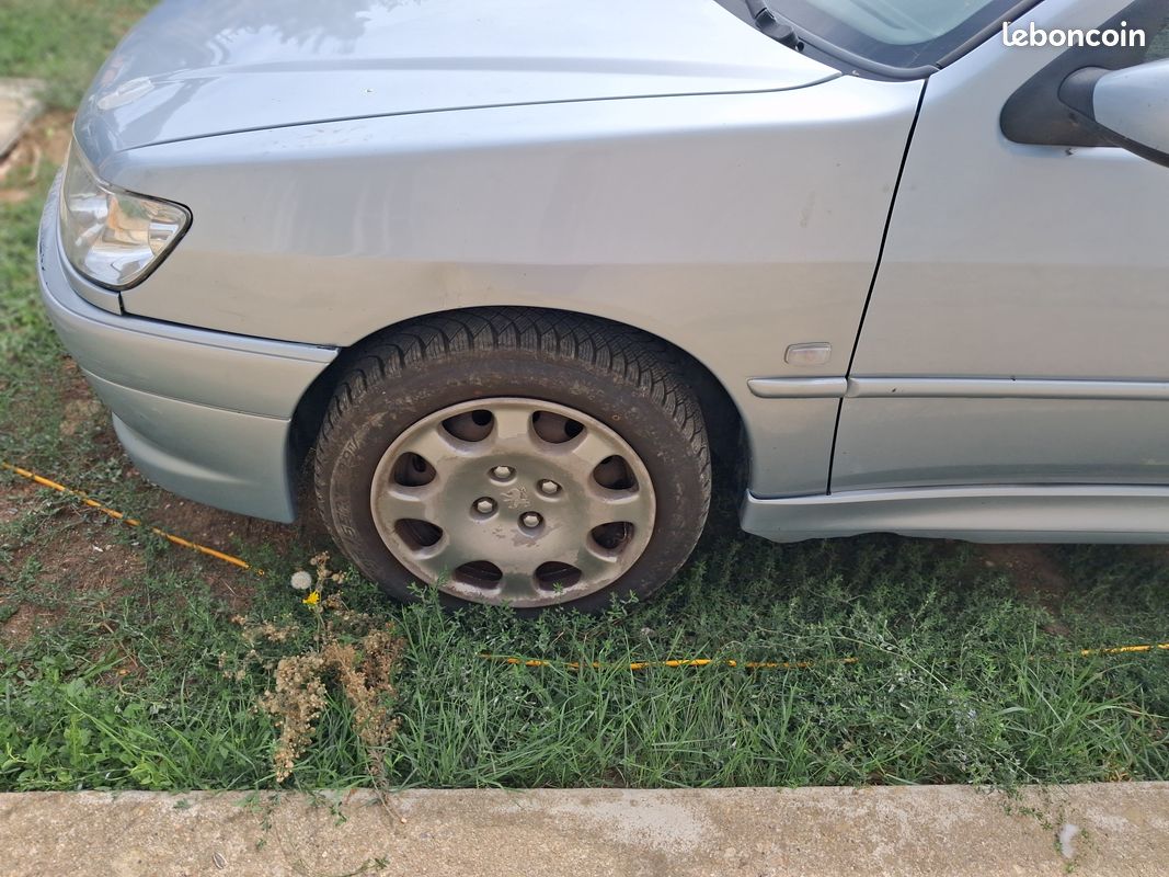 Peugeot 306 (image 1)