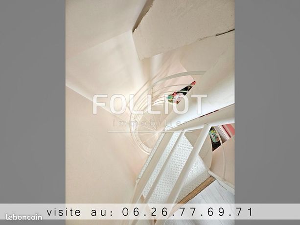 https://img.leboncoin.fr/api/v1/lbcpb1/images/2b/55/b3/2b55b33fadce13401816ec8c8b1a22b4db6cd4d1.jpg?rule=ad-image