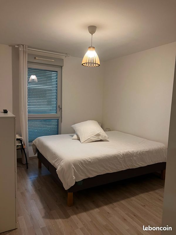 Appartement 3 pièces 67 m² · à Vénissieux · 67 m² · 1 050 €/mois