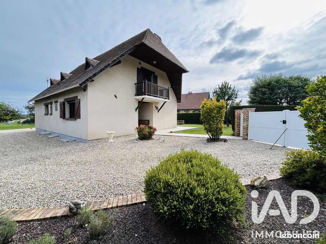 Maison 7 pièces 177 m² · à Notre-Dame-de-Bliquetuit · 177 m² · 290 000 €
