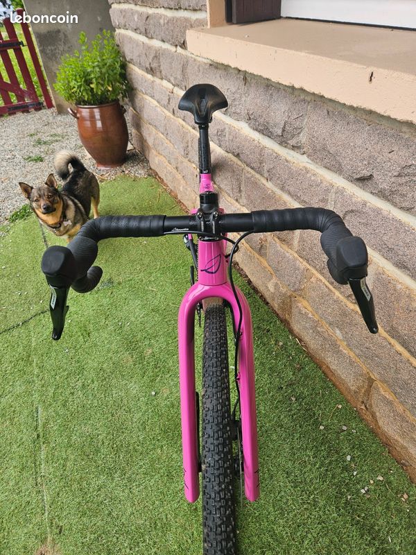 Vélo Gravel Lauf Seigla Race Transmission Carbone Force D2 Vélos