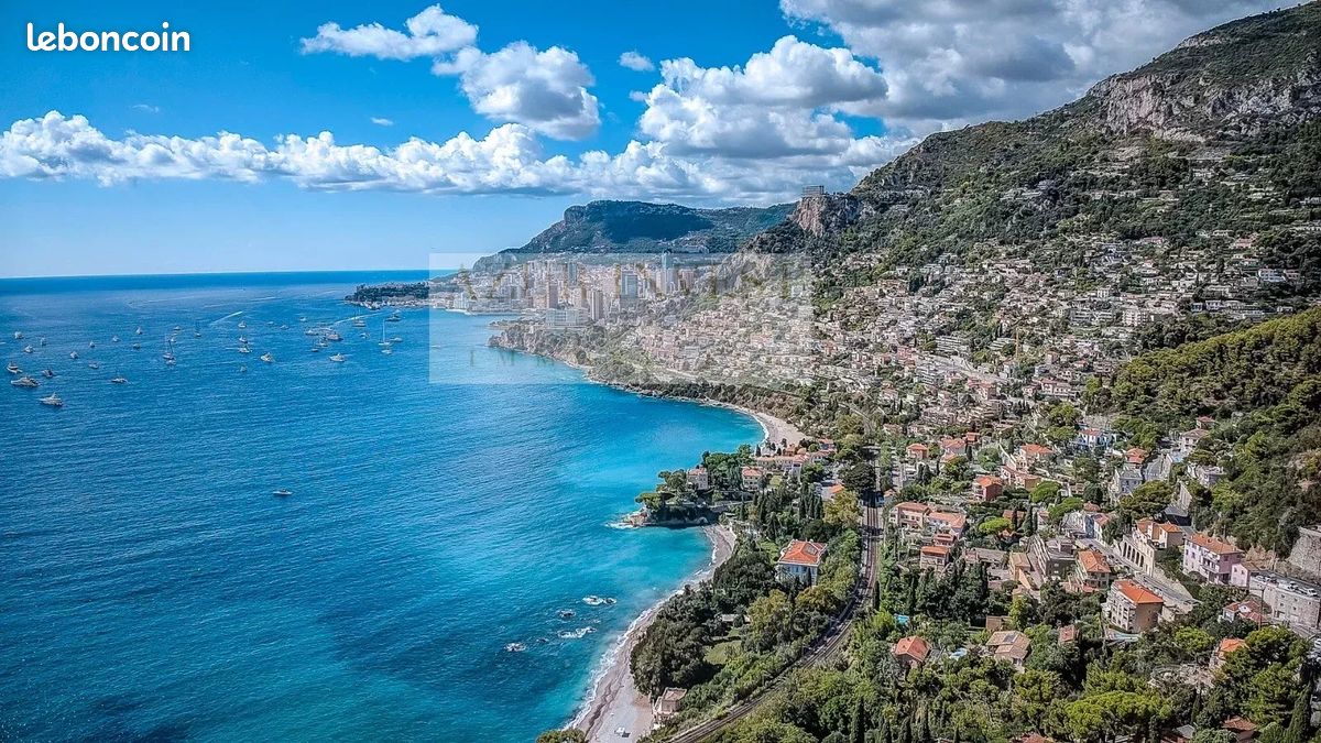 Appartement 2 pièces 103 m² · à Roquebrune-Cap-Martin · 103 m² · 1 059 000 €