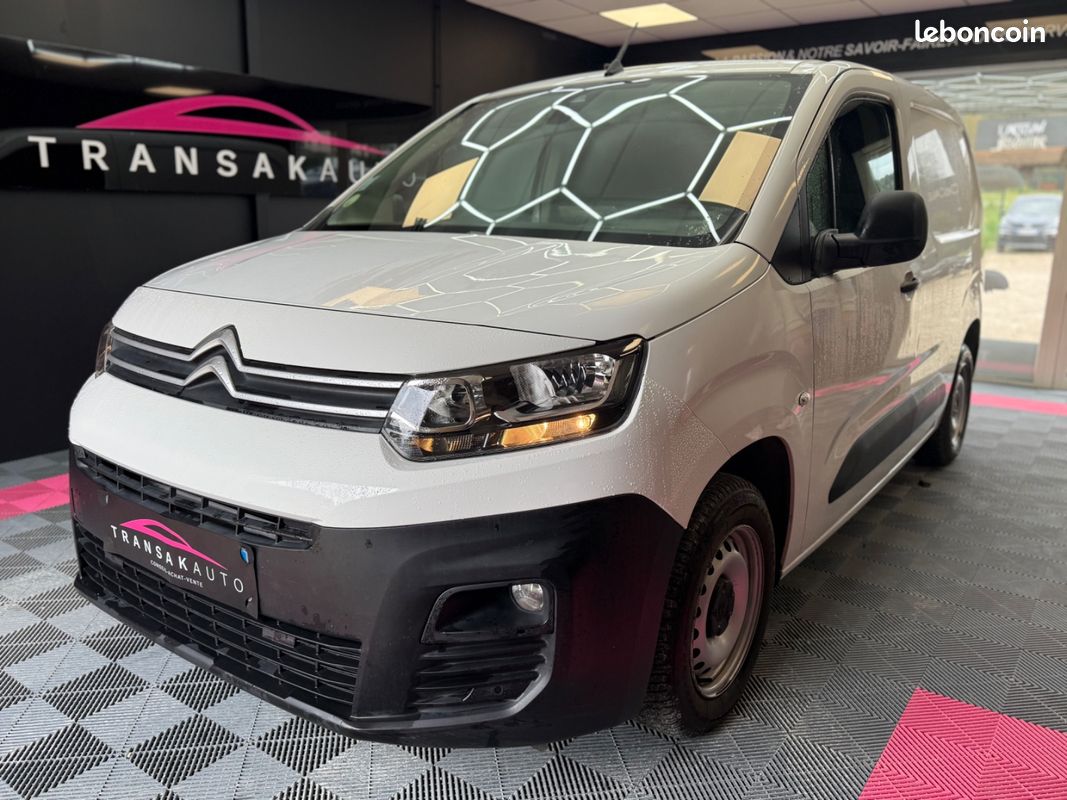 CITROEN BERLINGO Taille M BlueHDi 100 BVM Shine / ENTRETIEN COMPLET (image 50)