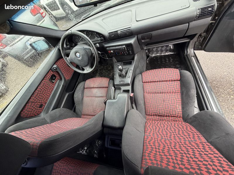 Bmw SERIE 3 (E36) 323 TI PACK M COMPACT (image 9)