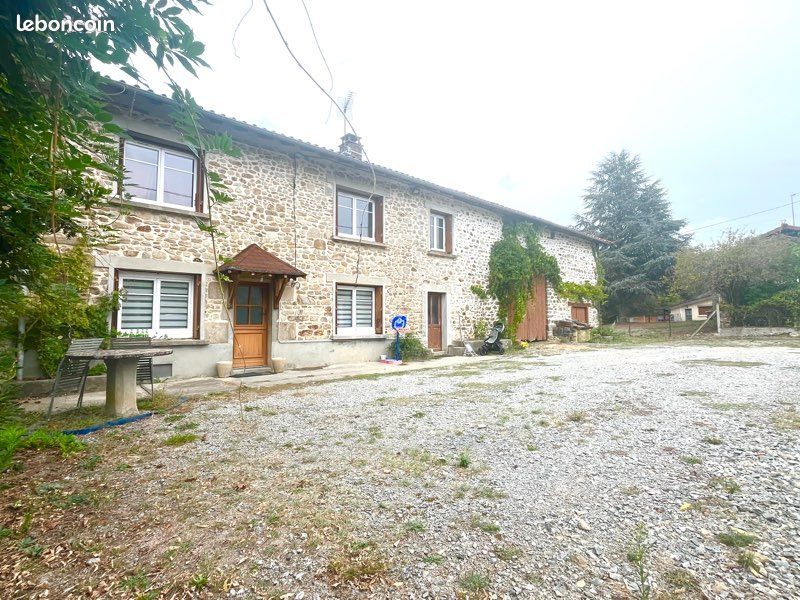 Maison 4 pièces 105 m² · à Rilhac-Rancon · 105 m² · 190 000 €