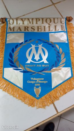 Fanion Football Club Olympique De Marseille (OM) - Vintage Avant 2000 - Multicolore