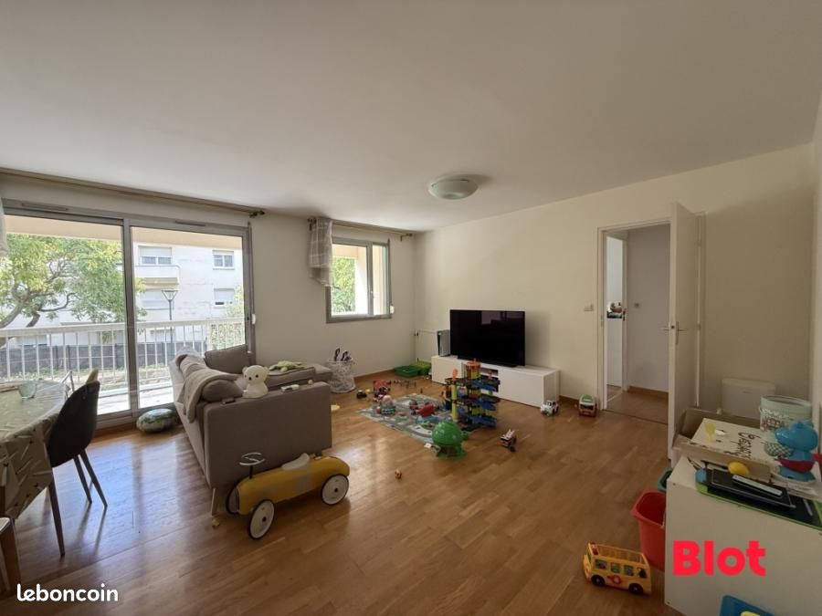 Appartement 5 pièces 91 m² · à Rennes · 91 m² · 1 110 €