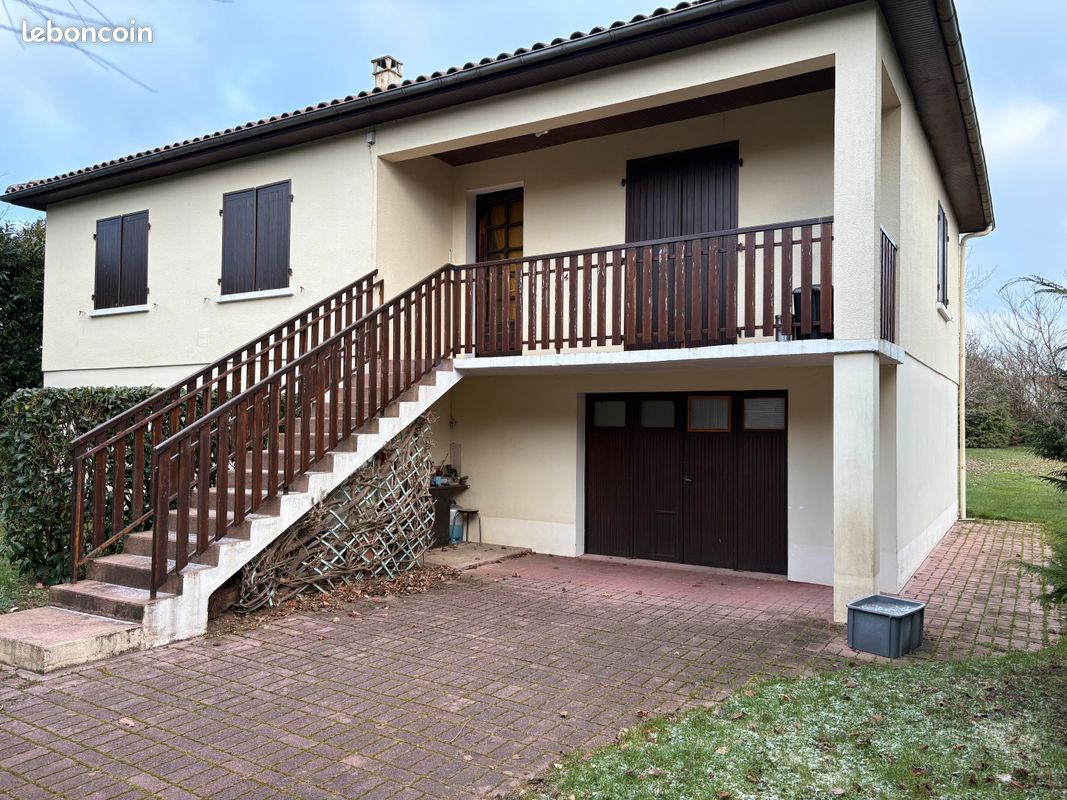 Maison 4 pièces 105 m² · à Chassenon · 105 m² · 133 000 €