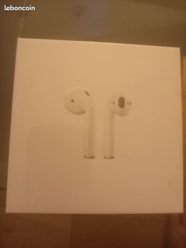 Airpods (image 2)