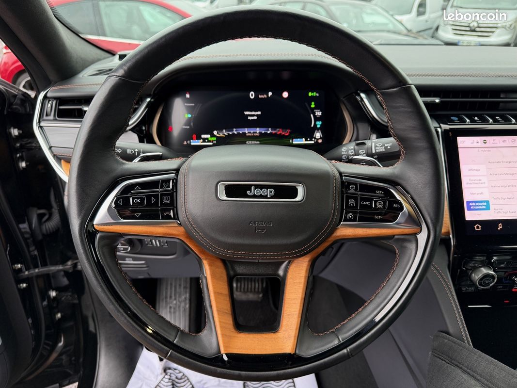 Jeep GRAND CHEROKEE 2.0 T 380CH 4XE SUMMIT RESERVE QUADRA-TRAC II BVA8 (image 16)