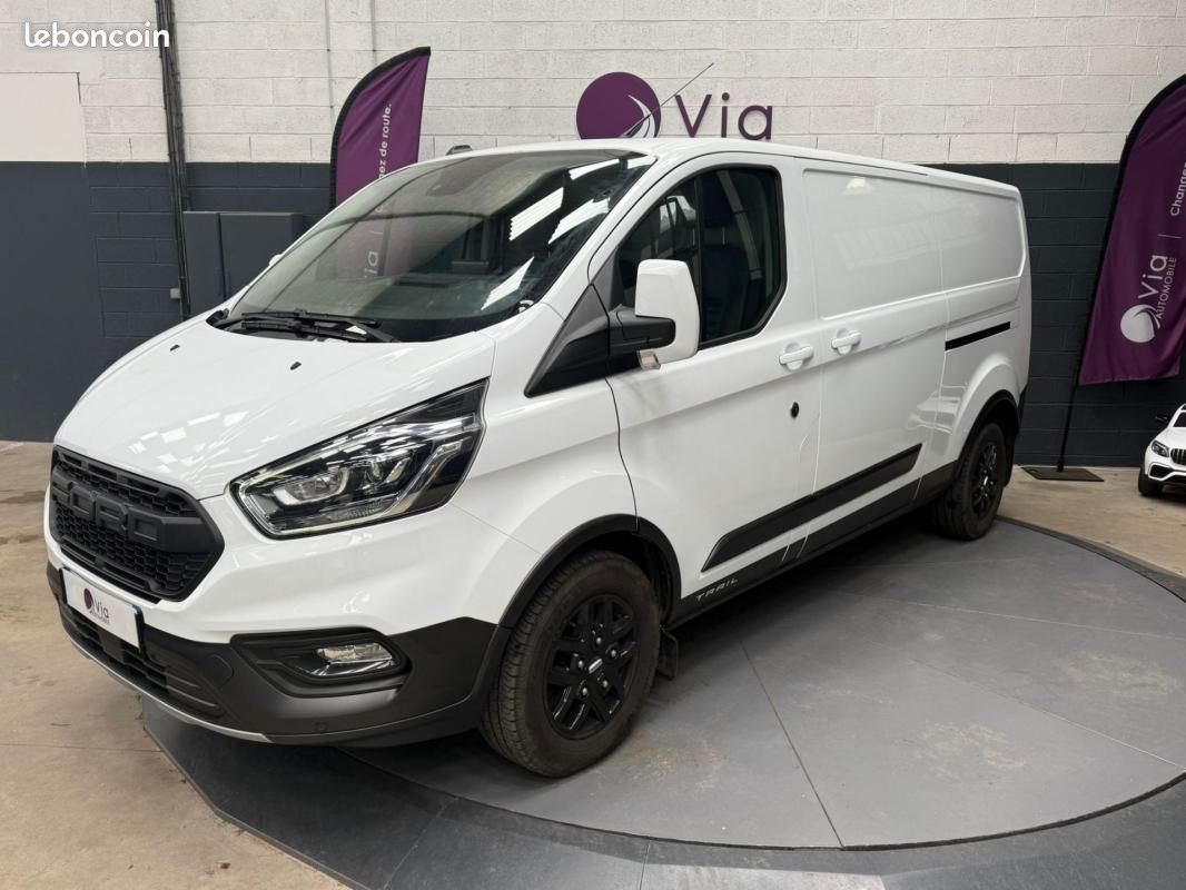 Ford Transit Custom FOURGON L2H1 2.0 ECOBLUE 170 cv Trail (image 1)