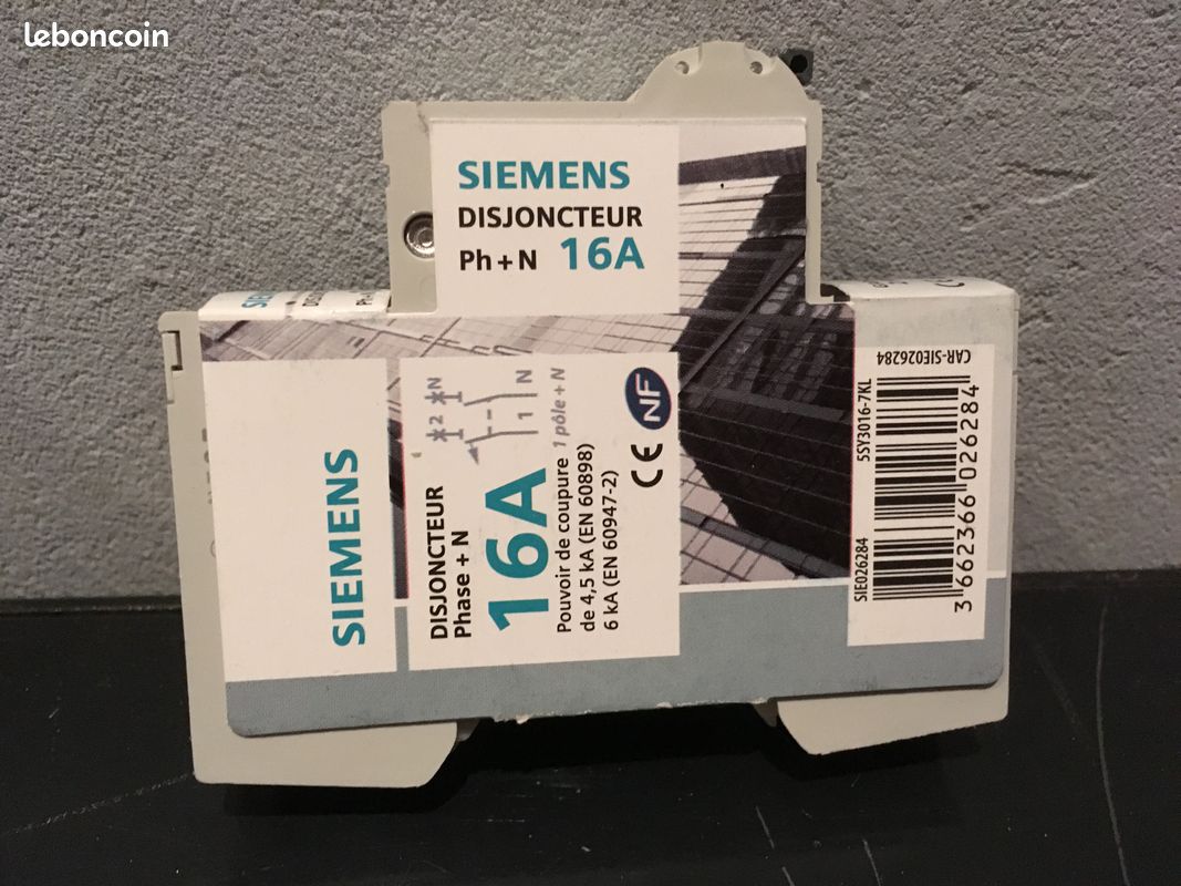 Disjoncteur de la marque SIEMENS (image 1)