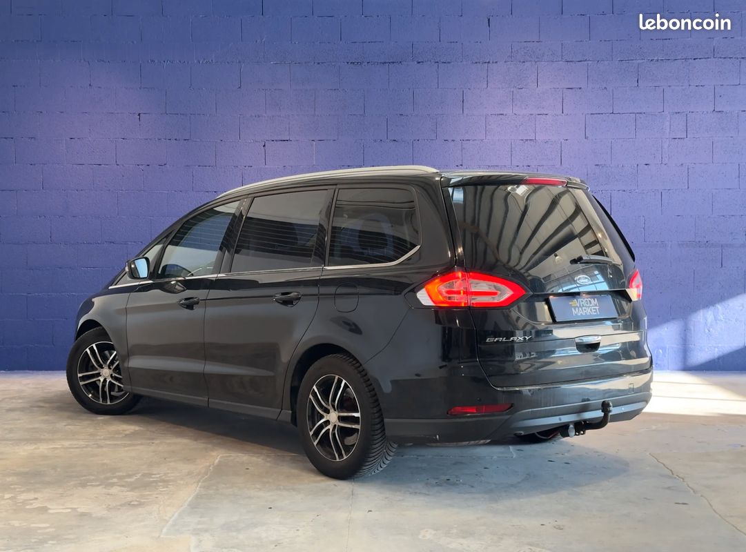 FORD Galaxy 2.0 TDCi 150ch Titanium Powershift 2018 / Distribution récente / CarPlay / Toit ouvrant / 7 places (image 3)