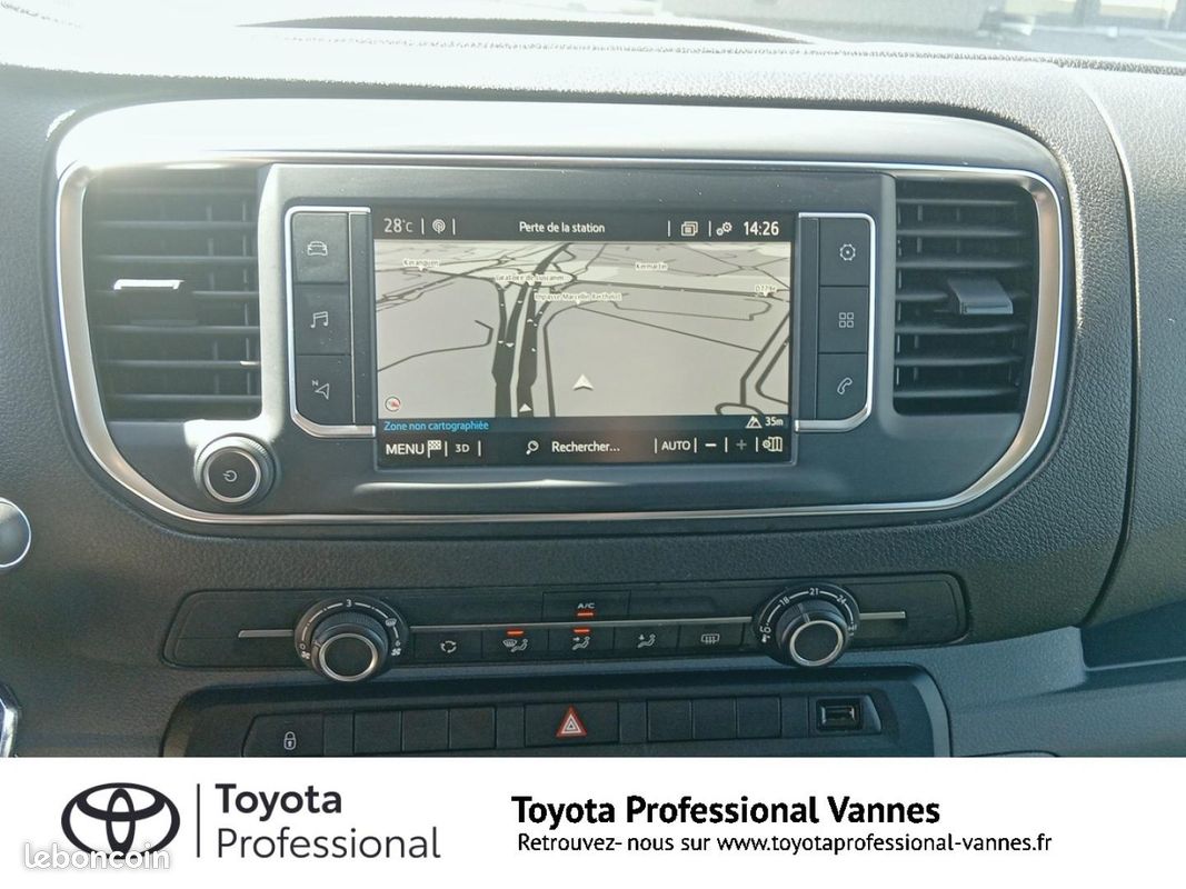 Toyota PROACE Combi Long 1.5 120 D-4D Dynamic MY20 (image 8)