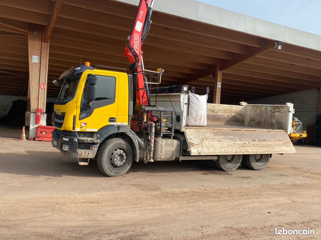 Livraison de Terre végétale sur la région de Pontoise Jardin