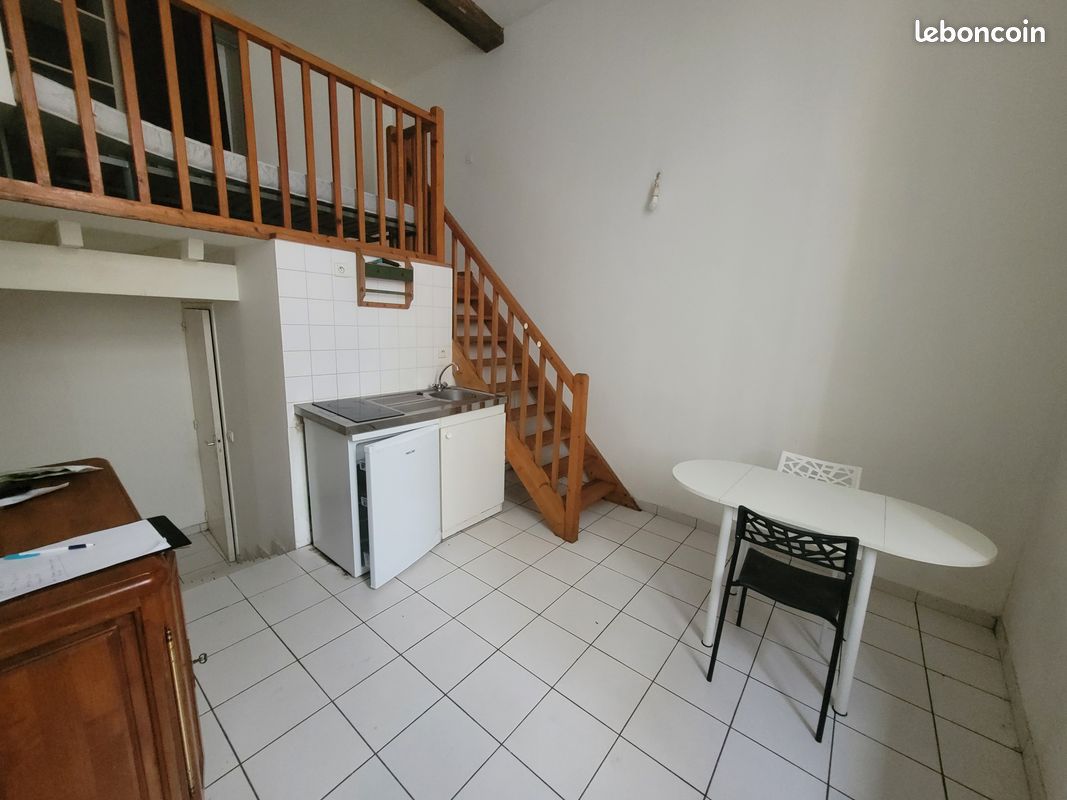 Appartement 1 pièce 21 m² · à Auch · 21 m² · 360 €/mois