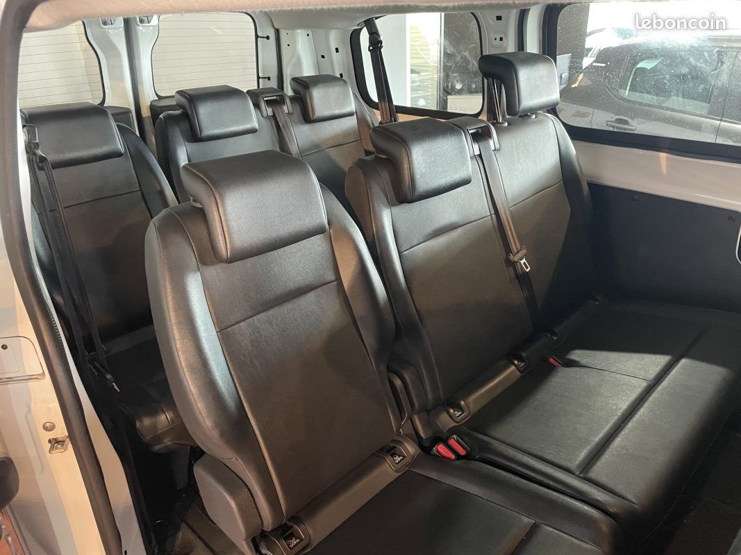 PEUGEOT TRAVELLER COMPACT 1.5 BLUE HDI 120 ACTIVE 9 Places (image 8)