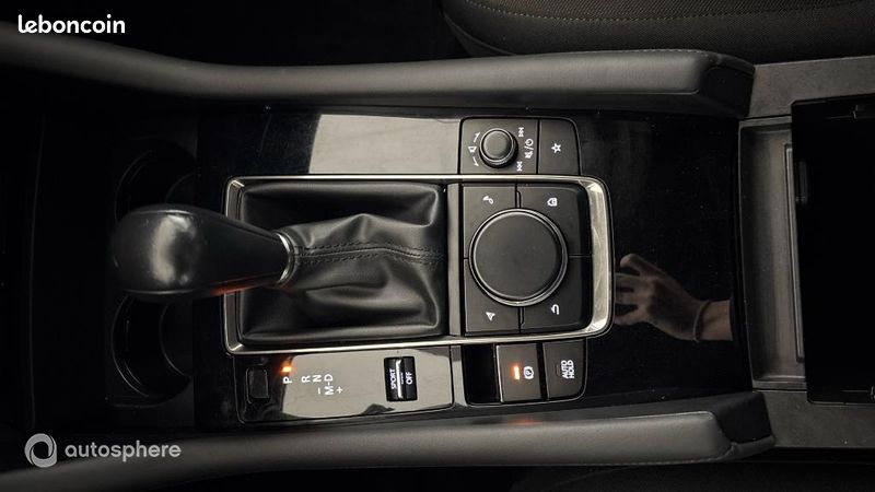 Mazda Mazda3 2.0 e-SKYACTIV-G M-Hybrid 122ch Business Executive BVA 2022 (image 28)